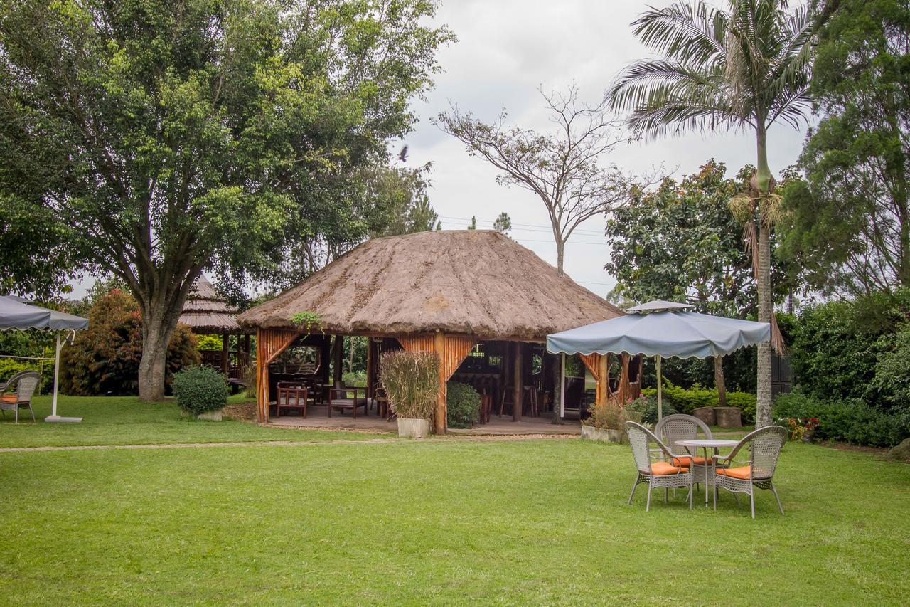 Tuzza Hotel Bushenyi Экстерьер фото