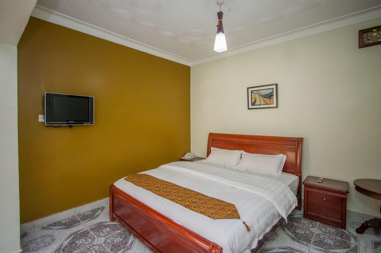 Tuzza Hotel Bushenyi Экстерьер фото