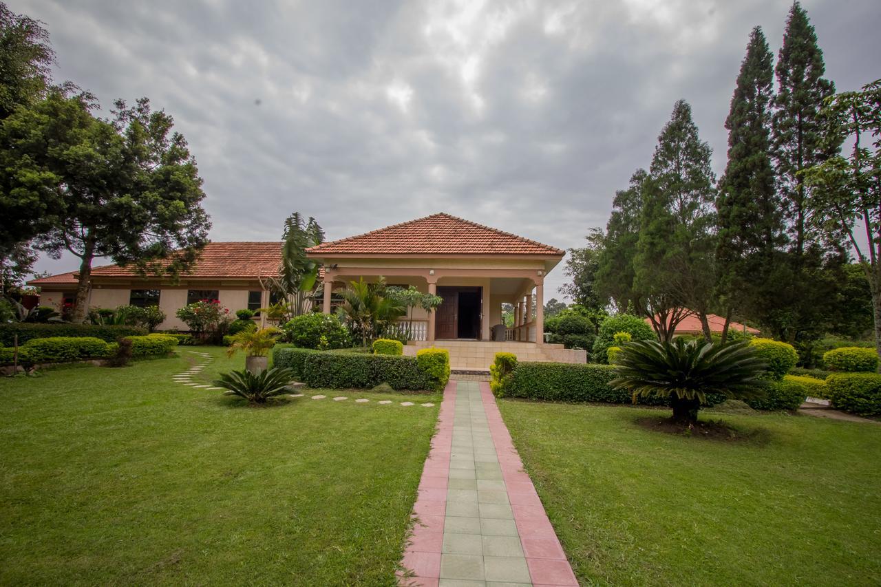 Tuzza Hotel Bushenyi Экстерьер фото